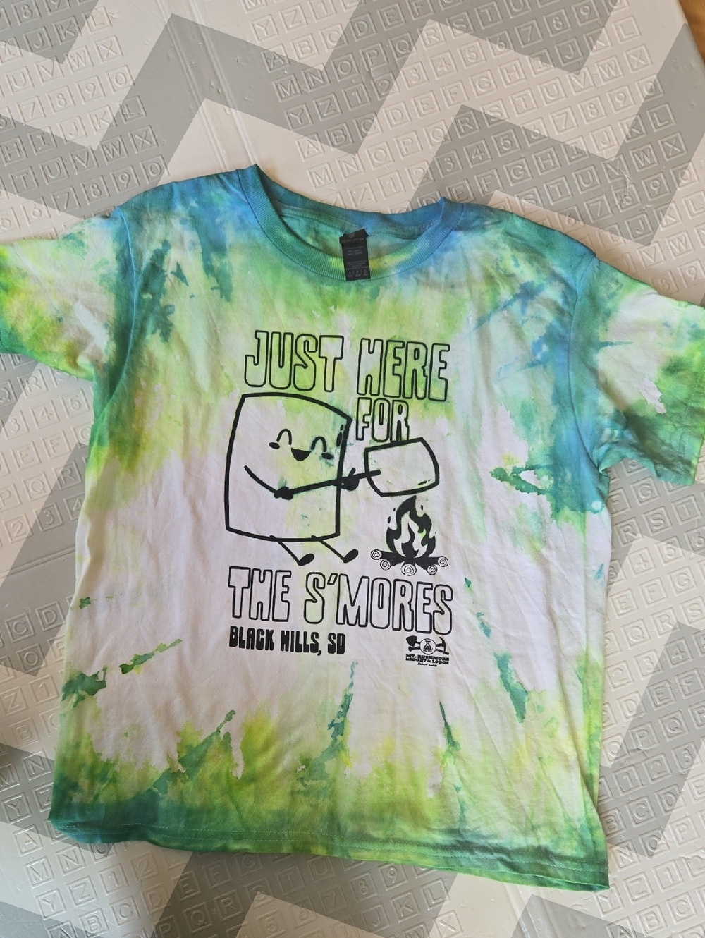 Tie-Dye Kids' 'Just Here for the S'mores' Graphic Tee - Green/Blue